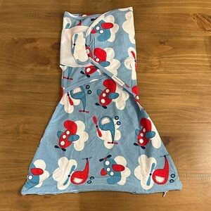 Blue and Red Airplane Sleeping Baby Zippy Swaddle size Medium/Large for 12-18lbs